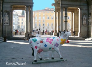 Pascal Knapp “Cow Parade” Firenze, Piazzale degli Uffizi, In varie piazze fiorentine dal 25 ottobre 2005 al 20 gennaio 2006